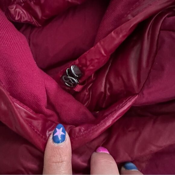 Lululemon Athletica FLUFFED UP Puffer Jacket with Hood - Picture 3 of 11